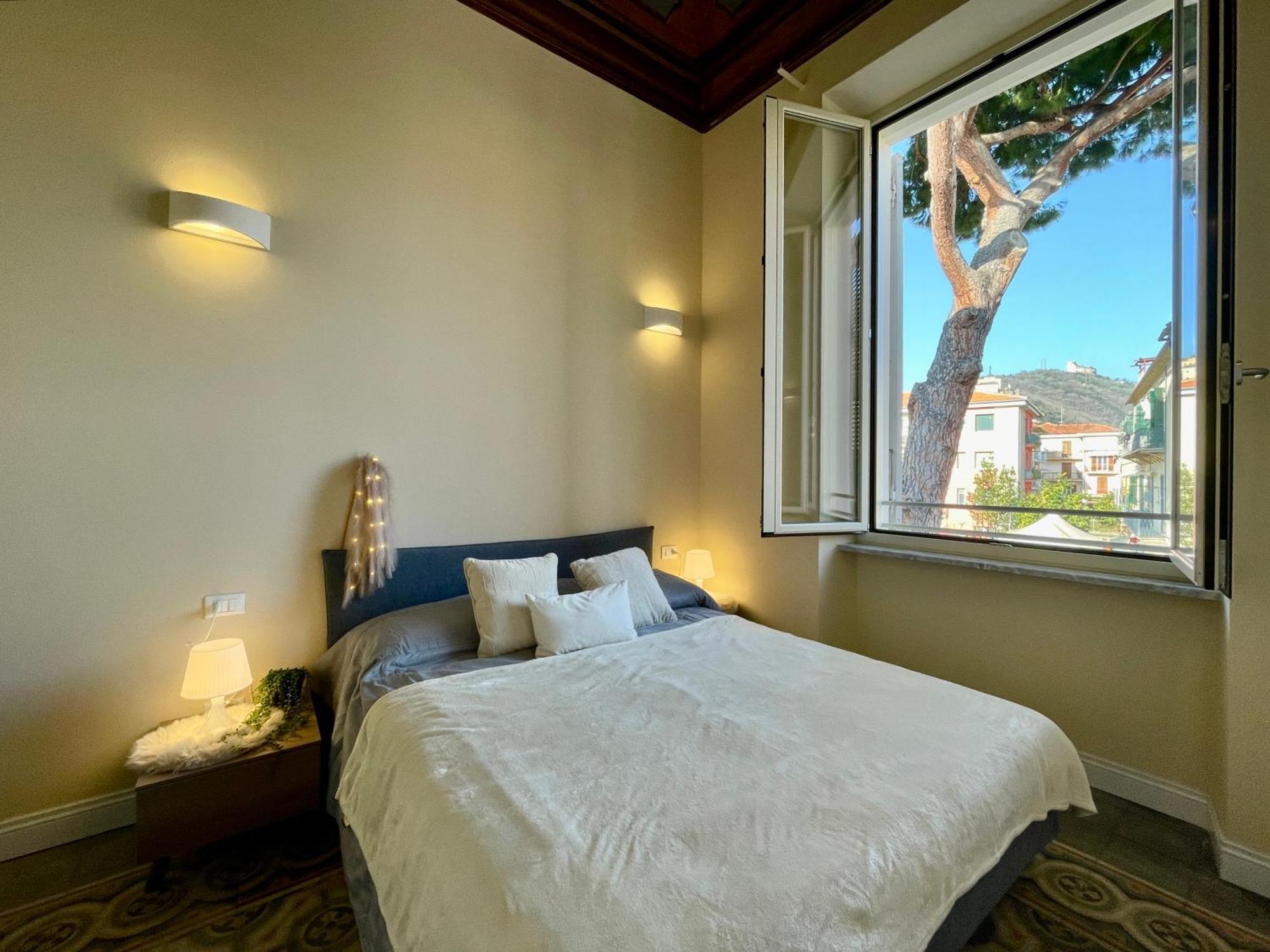 Villa Migliorini Lusso & Comfort In Finalborgo. Finale Ligure Eksteriør billede
