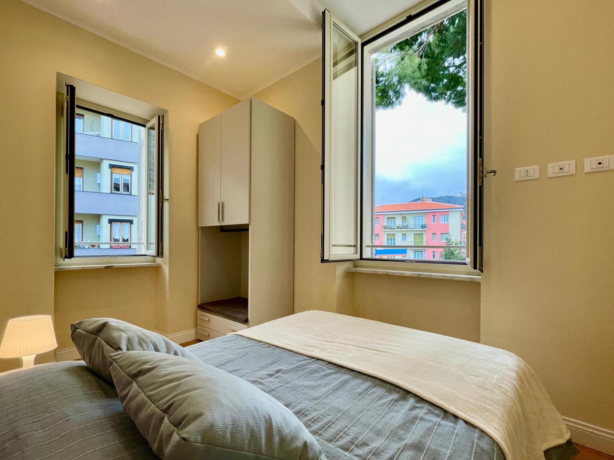 Villa Migliorini Lusso & Comfort In Finalborgo. Finale Ligure Værelse billede